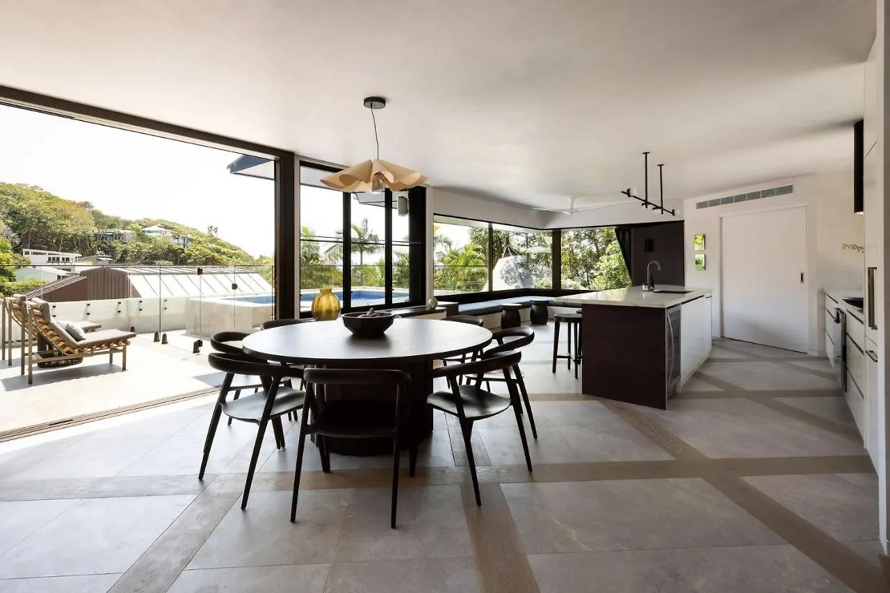 Moonrise & Starfall - Twin Wategos Luxury Retreats Byron Bay
